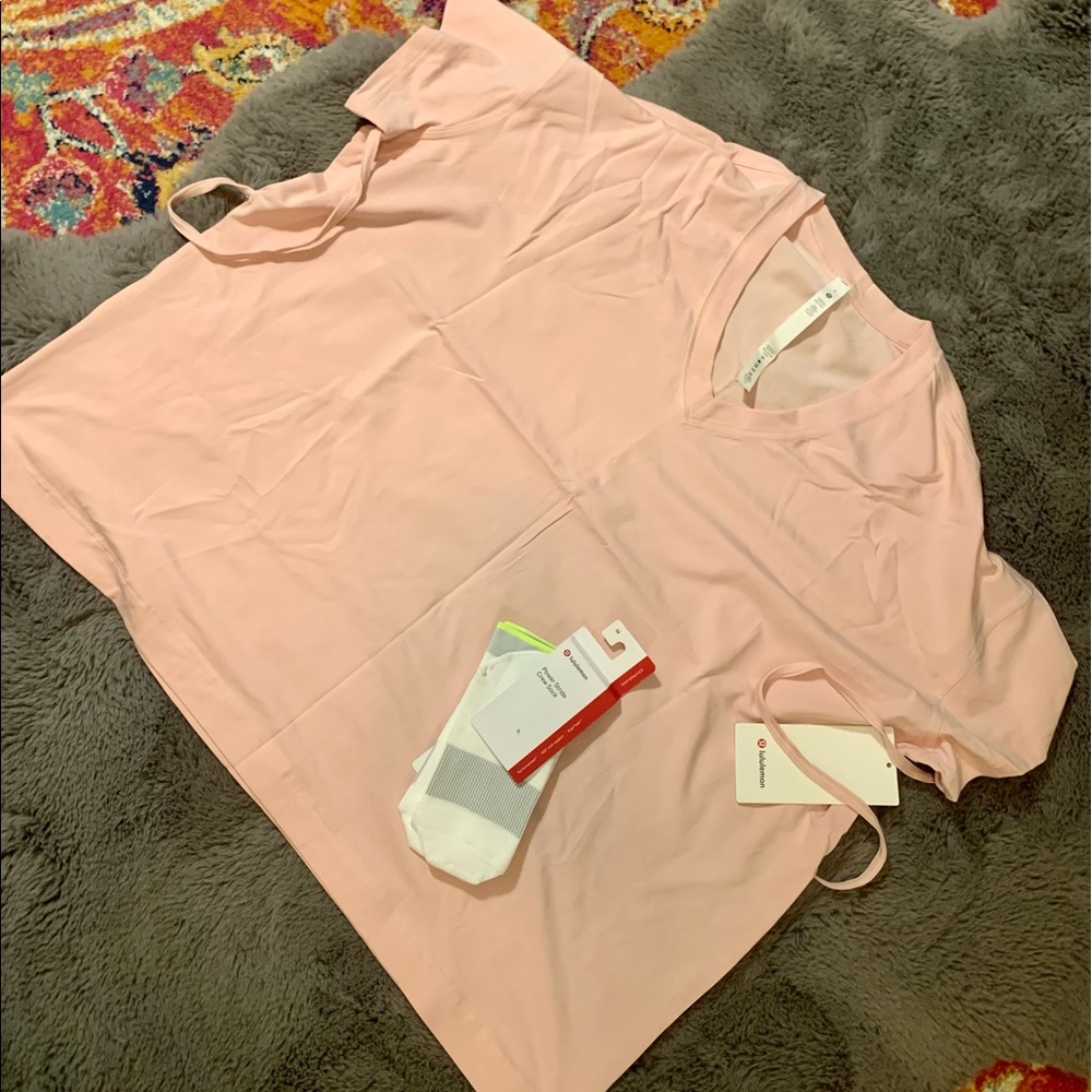 Lululemon Side Tie V Neck sz.6 + power stride crew sock